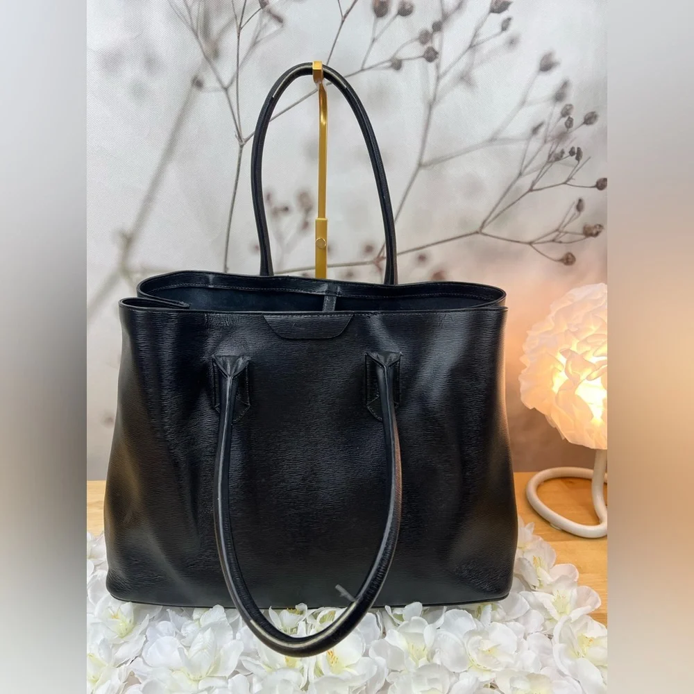 Lauren Ralph Lauren Black Saffiano Leather Tote Bag - Picture 13 of 14